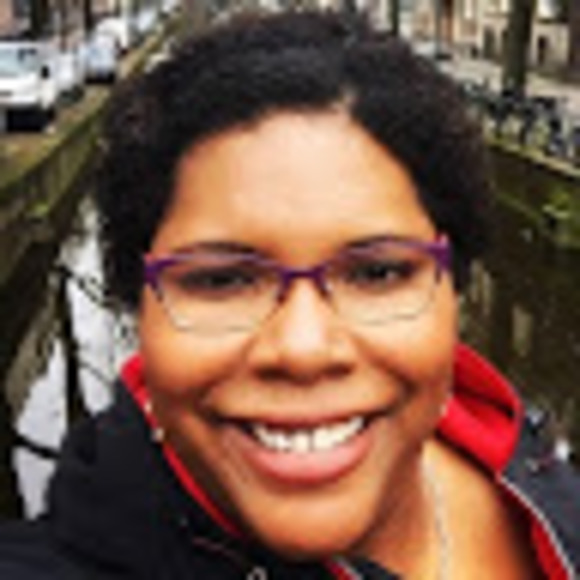 Meet your Posher, Kari - Picture 1 of 1